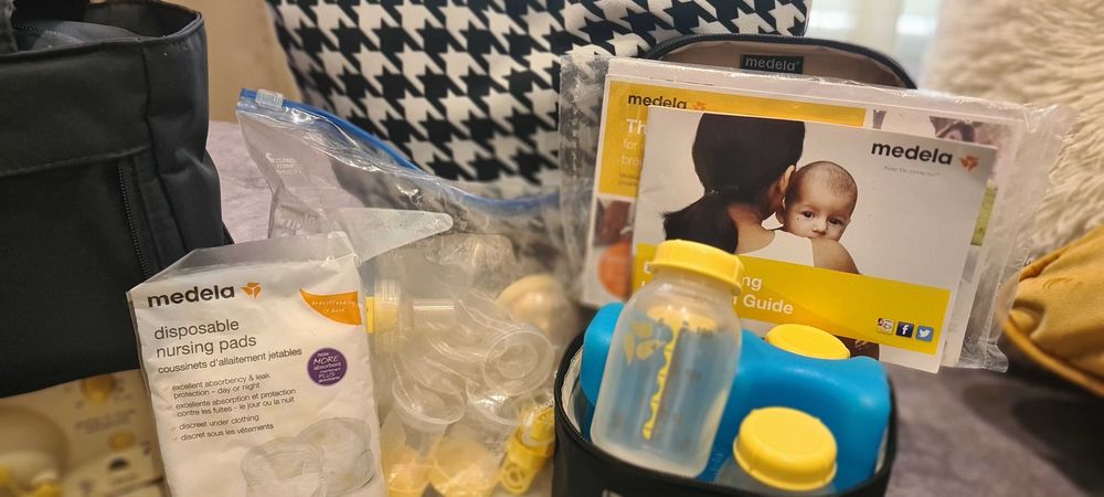 Двуфазна електрическа помпа Medela Pump in style advanced с чанта