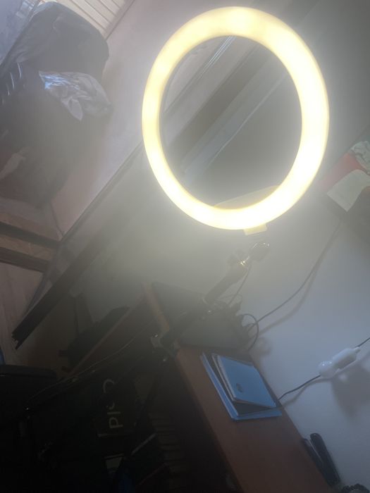 Vand ring light