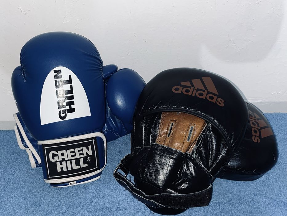бокс перчатка,лапа, шлем в подарок