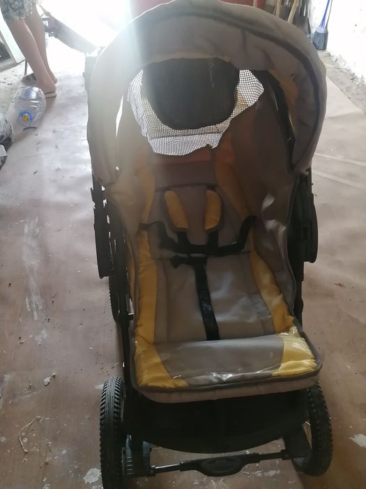 Продам детскую коляску