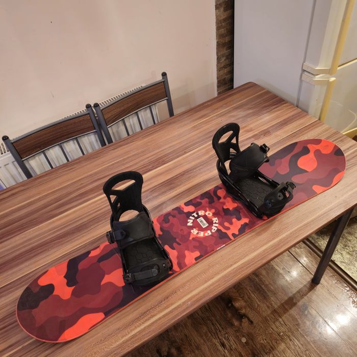 Placa Snowboard Nitro Ripper 116cm Cu legaturi Burton Mission S