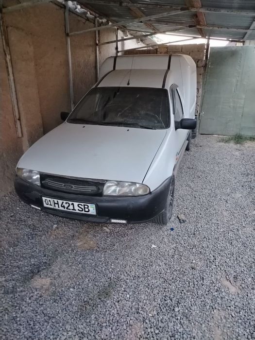 Fard courier продаю