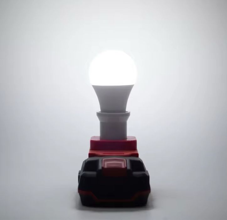 Преходник E27 за батерия Parkside 20V + LED крушка