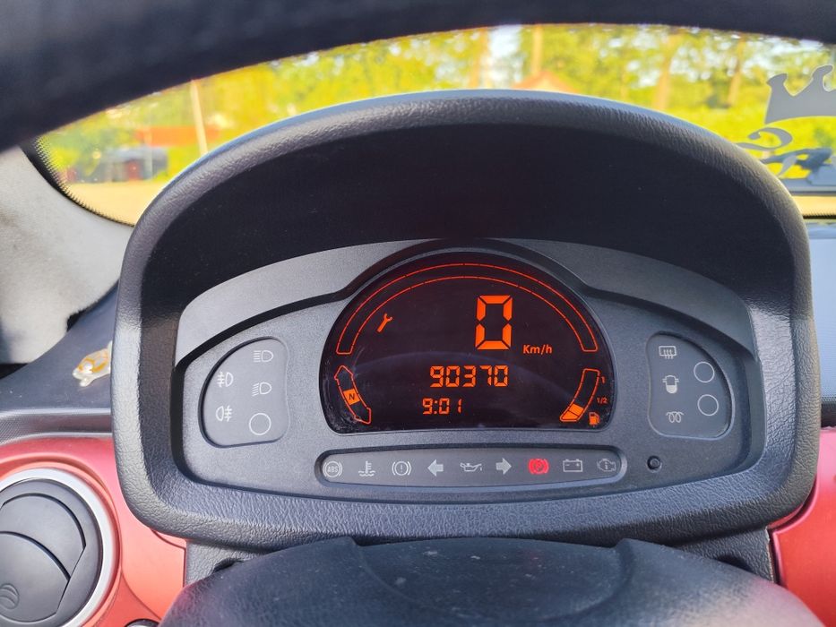 Vând microcar MGO 2011,16 ani