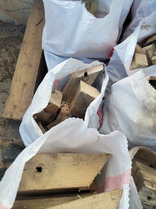 Дрова в мешках 1000тг