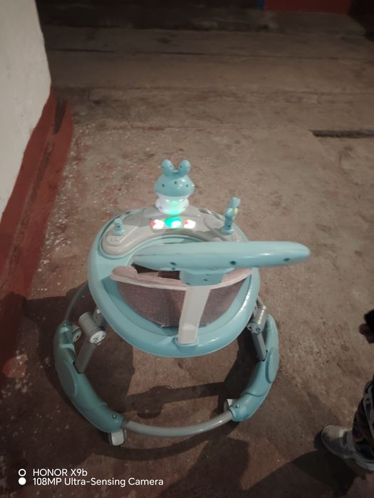 Продаётся детский ходунок