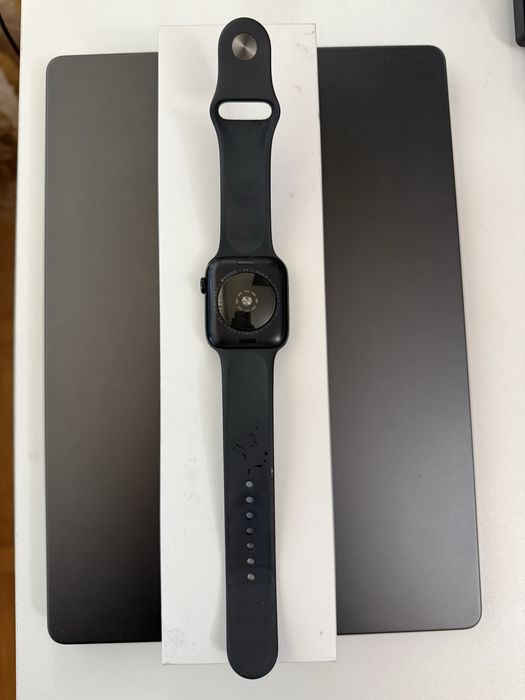Apple Watch SE 2 44mm 84% Батерия