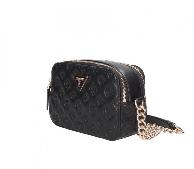 Дамска оригинална чанта Guess