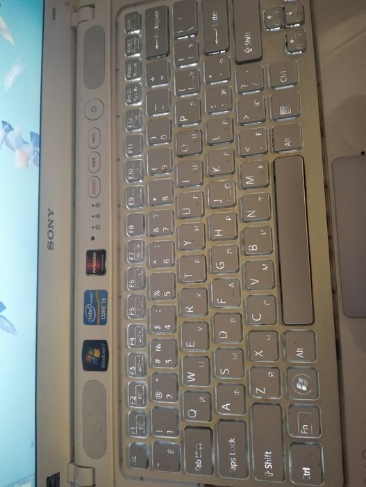 Ноутбук sony продам