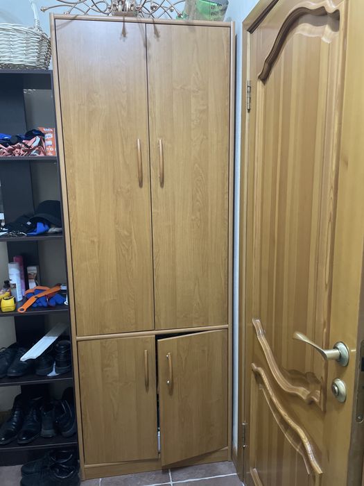 Продам шкафы