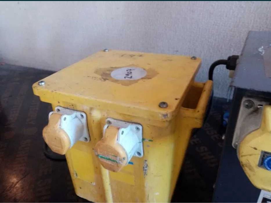 5 KVA трансформатор от 220 волта на 110 defender внос от Англия Траф