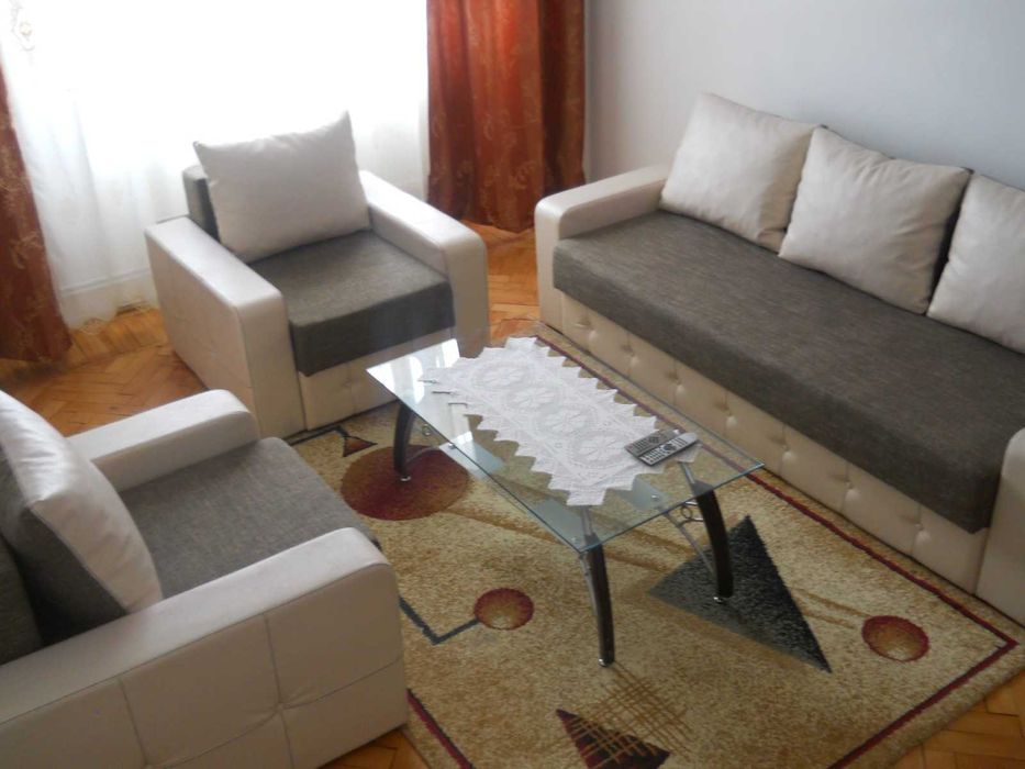 Vand Apartament Ultracentral 2 Camere Decomandat Rosiori de Vede