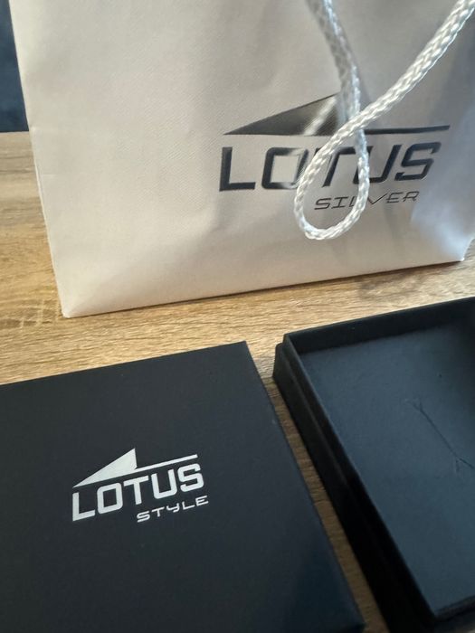 Промо:Lotus-Чисто нова мъжка гривна