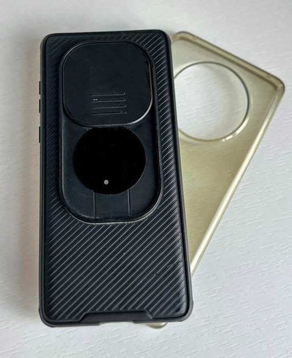 Продавам Huawei Mate 50 PRO