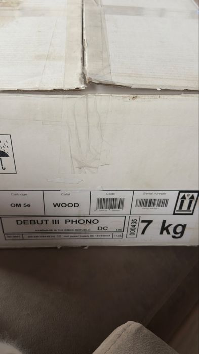 Виниловый проигрыватель Pro-Ject Debut III Phono DC
