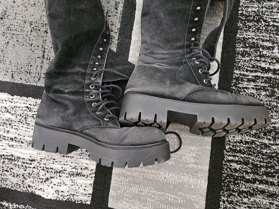 Cizme înalte piele întoarsă