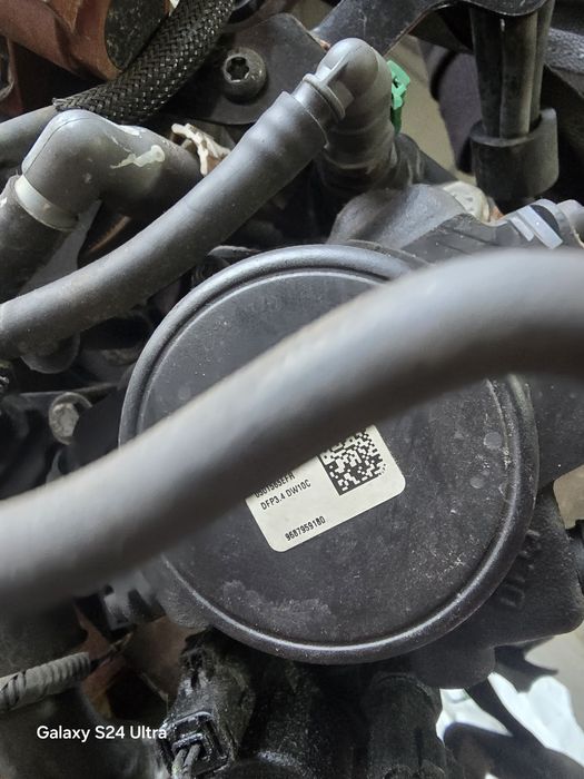 Injectoare kit injectie injector ford mk3 peugeout  citroen 2.0 delphi