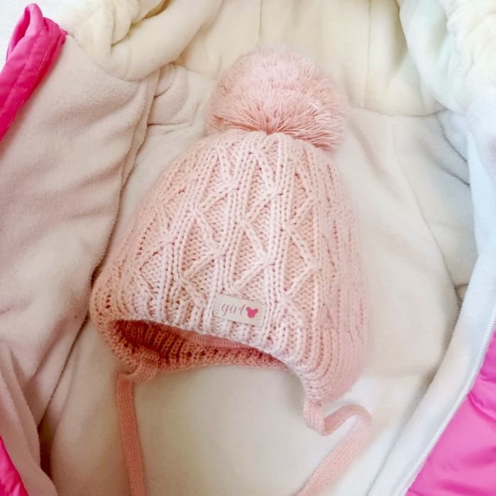 Продам комбинезон-кокон + шапочка в подарок