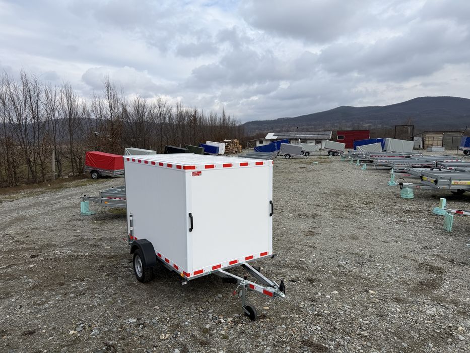 Remorca noua izoterma