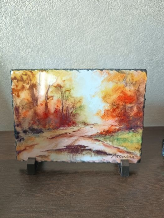 Акварель на натуральном камне.