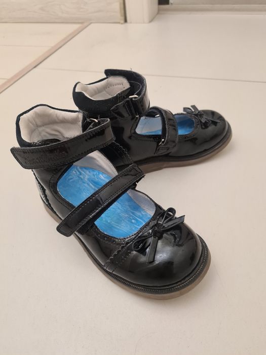 Ортопедические туфли на девочку