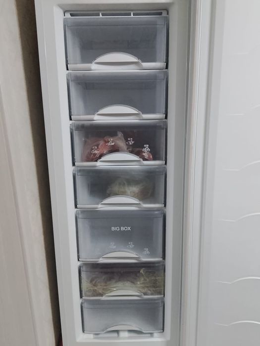 Продам морозилник