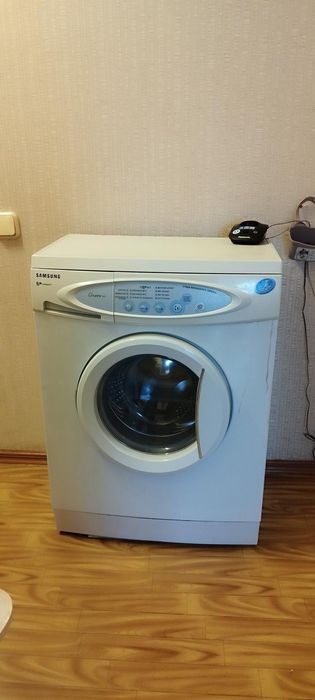 Стиральная машина автомат