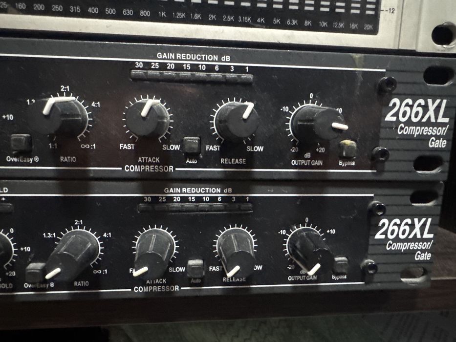 Продам compressor/gate  dbx 266xl. А так же