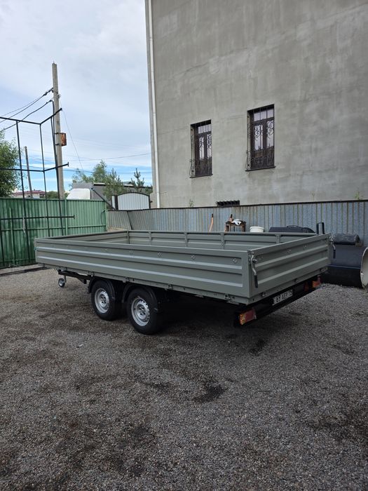 Продам прицеп 4.2м