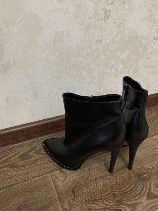 Продам ботильоны