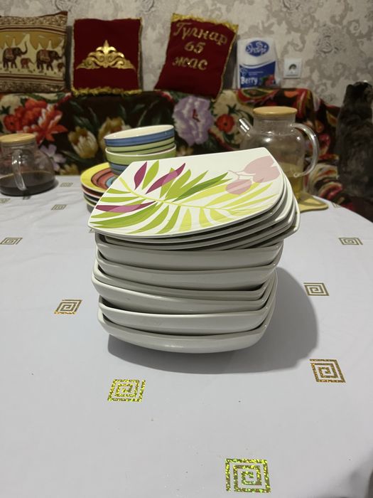 Продам посуду тарелки