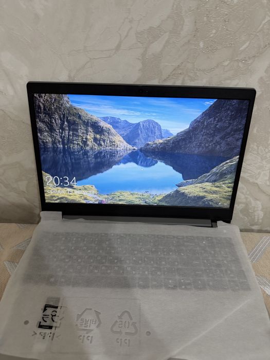 Lenovo 81WQ нотбук