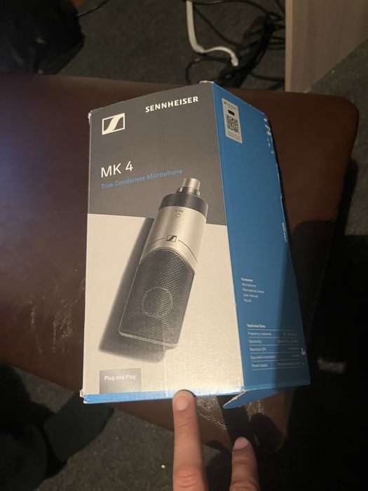 Микрофон Sennheiser MK-4.