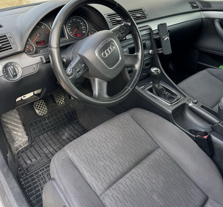 Audi A4 2008 2.0 TDI 140cp