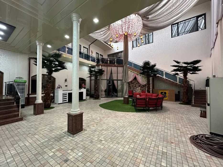 Сдаю Евродом 2,7-соток в махалле Ракат роскошная Неоклассика