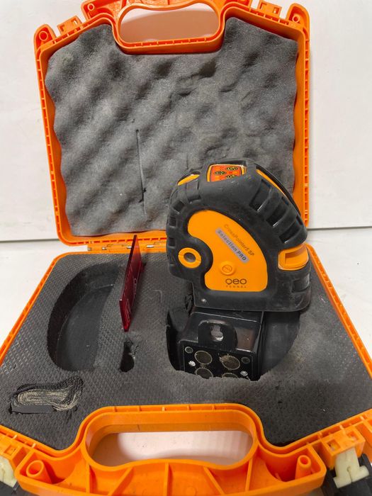 Nivela laser geo fennel cu linii si punct rigips