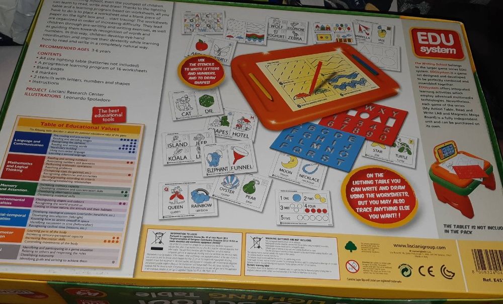 Флуоресцентна дъска за рисуване