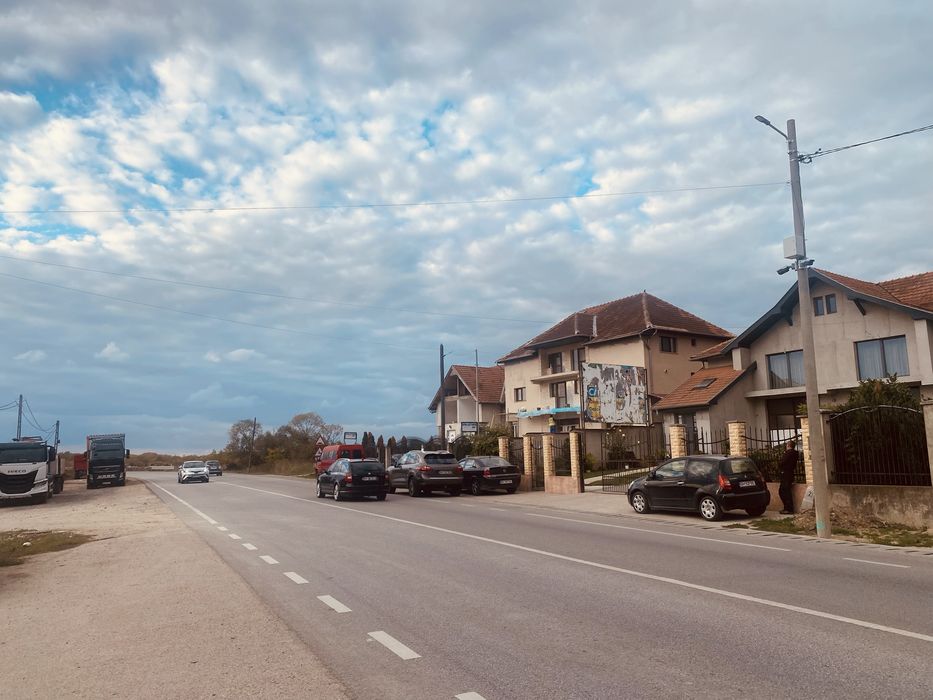 Panou publicitar intrare în Beius dinspre Oradea - Reclamă Beiuș