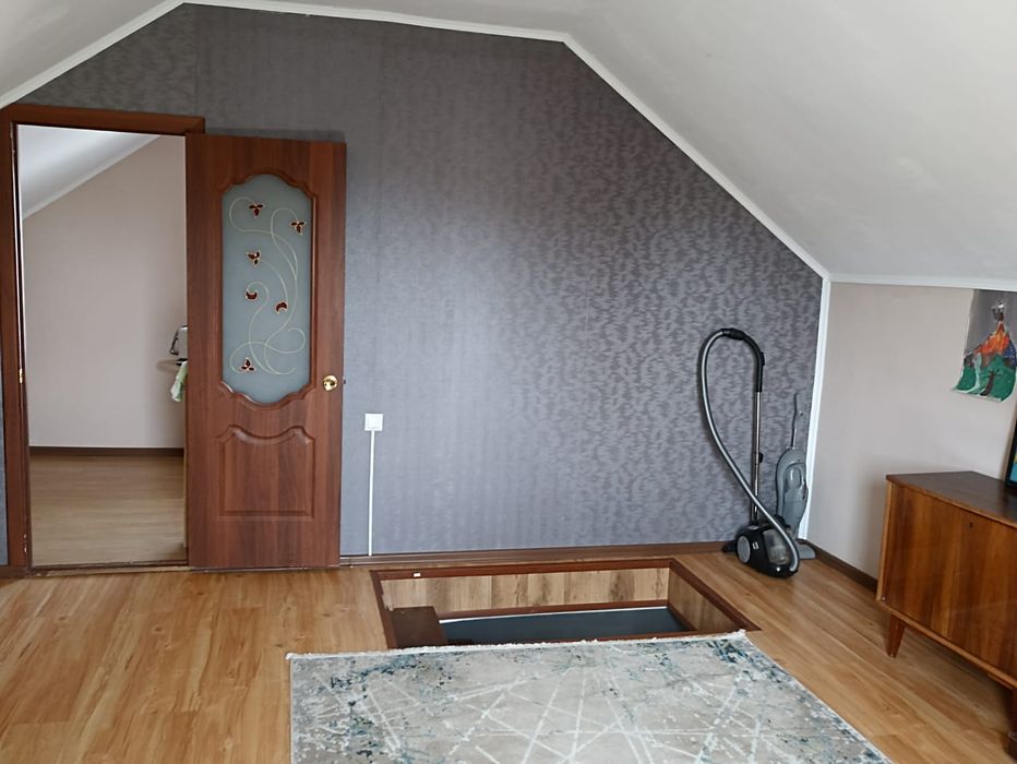 Продам 2-х эт. дачу на Пестром