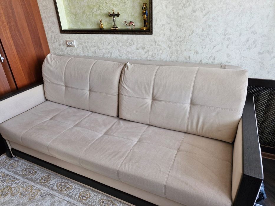 Продам диван и кресло