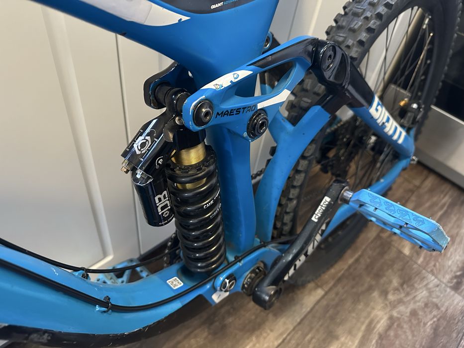 Giant Glory Advanced 2017