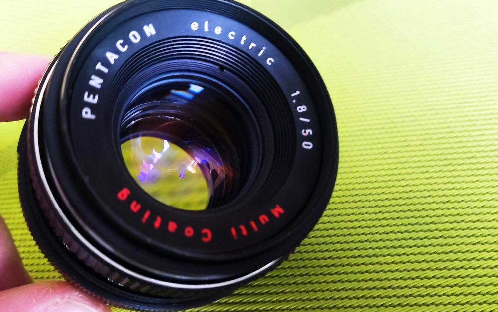 обективи М42 -  Auto Revuenon 35/2.8 и Pentacon 50/1.8