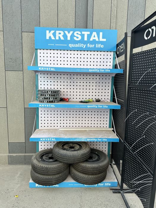 Торговые стеллажи