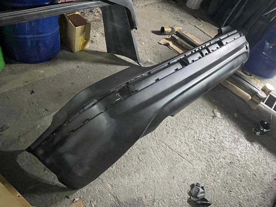 Бампер на Мерседес W220 (до рестайлинг / рестайлинг) Обвес