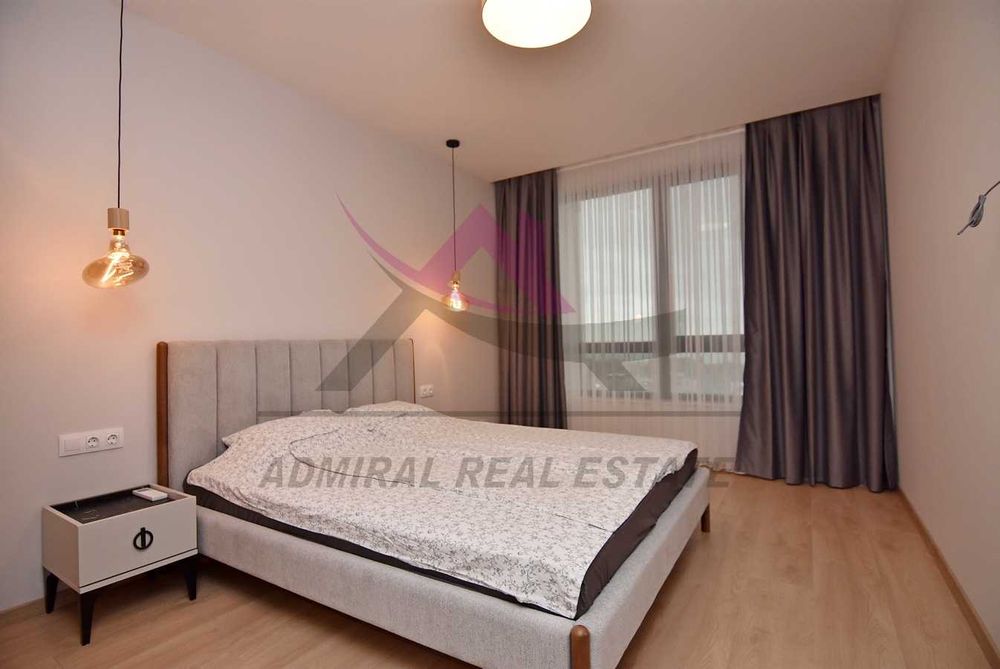 Дава се под наем Двустаен апартамент в к.к. Св.Св. Константин и Елена - 96 кв.м за 1100 € - Снимка #2