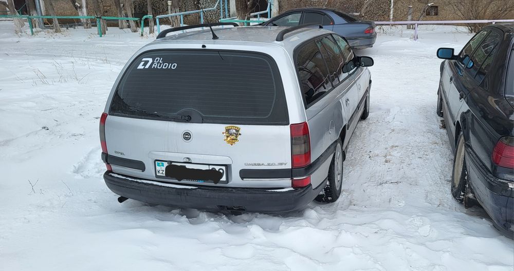 Opel omega b caravan