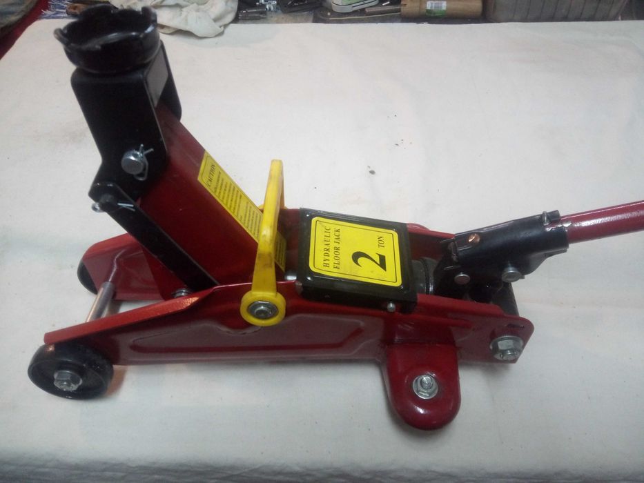 Set garnitura motor, cric auto 2T si alte piese auto,