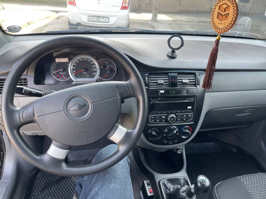 Lacetti 1.8 mexanika 2012