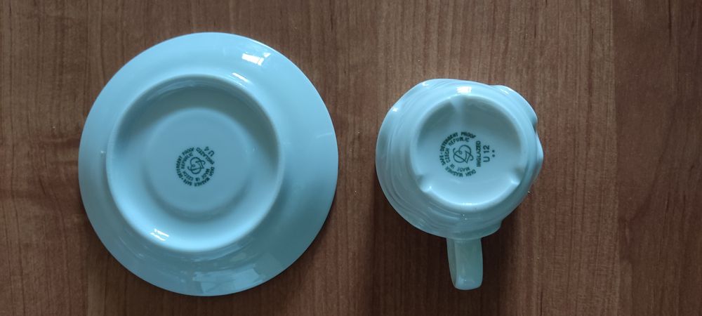 Кофейные чашки с блюдцем