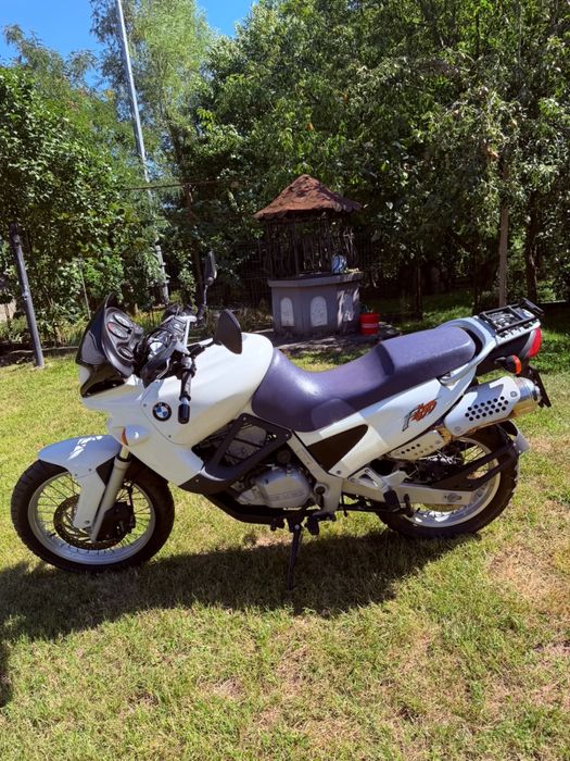 Vand bmw f65 fara baterie